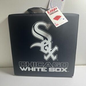 MLB Chicago White Sox Black and White Stadium Cushion
